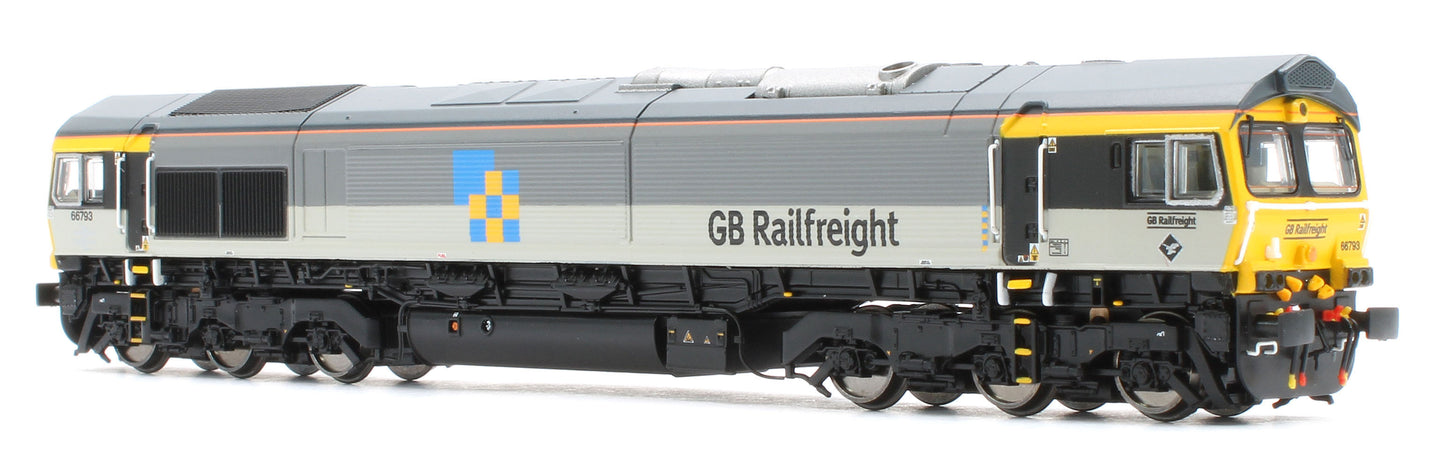 GM2210104 Class 66 793 Railfreight Construction Diesel Locomotive