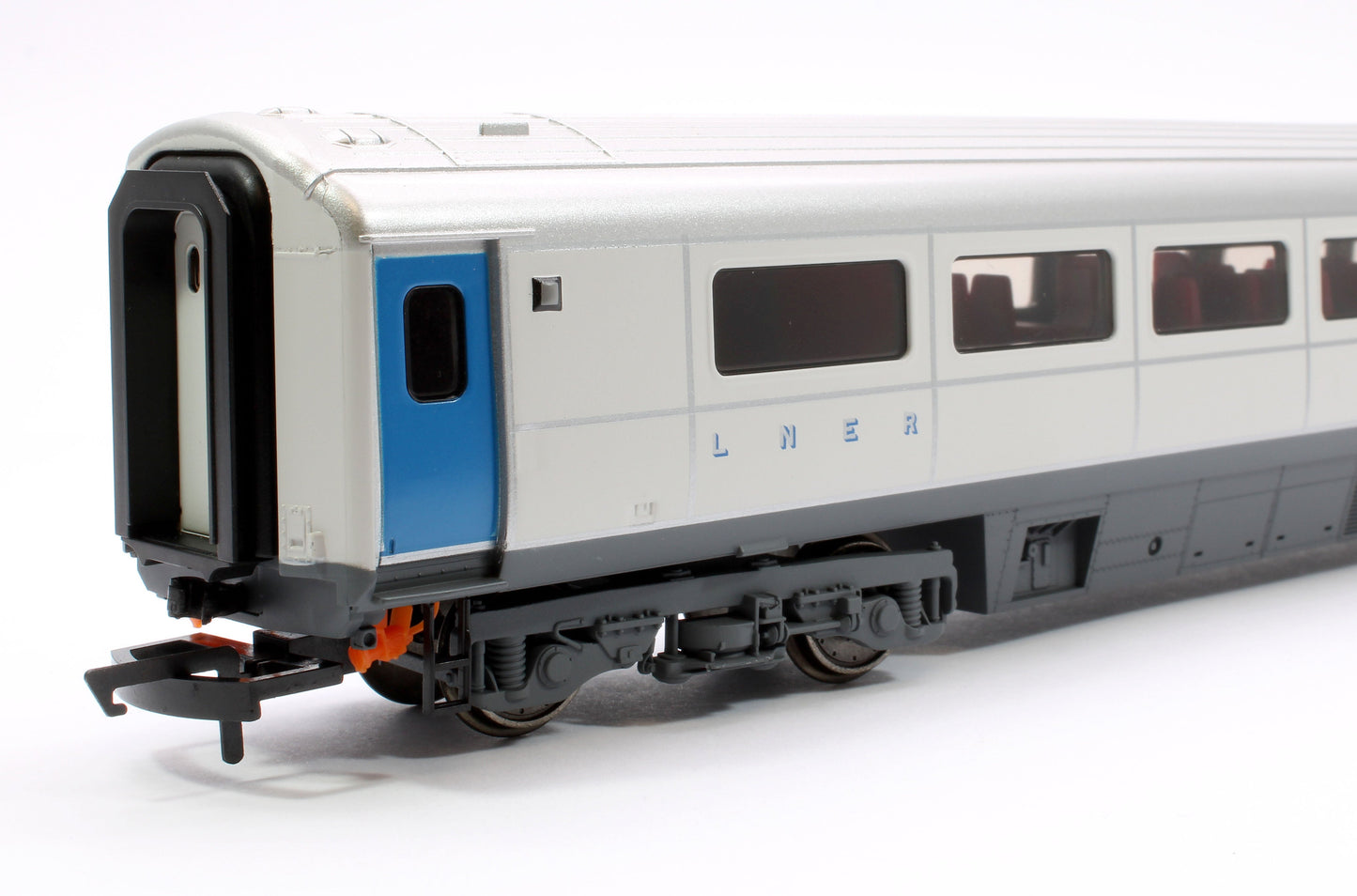 Pre-Owned Mk3 Sliding Door Trailer First Disabled Platinum Jubilee of HM Queen Elizabeth II ER0002