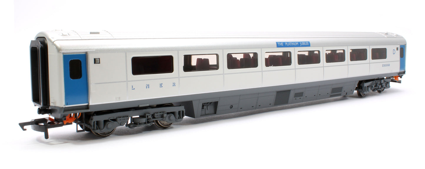 Pre-Owned R40355B Mk3 Sliding Door Trailer First Disabled Platinum Jubilee of HM Queen Elizabeth II ER0082