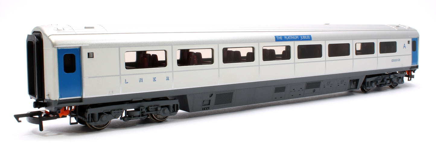 Mk3 Sliding Door Trailer Composite Catering Platinum Jubilee of HM Queen Elizabeth II ER0052