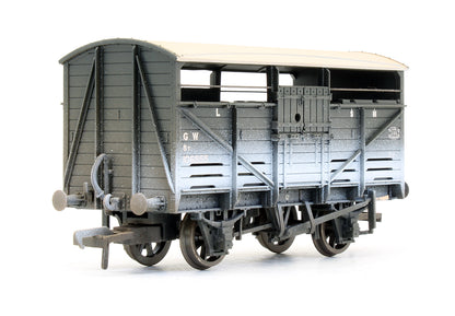 Pre-Owned Set Of 3 - 8 Ton Cattle Wagons GWR Dark Grey - Weathered - Exclusive Edition