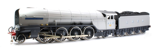 E/36-A3-CN P2 Class Non-Streamlined "Cock O The North" 2-8-2 Two Tone Grey No. 2001 Steam Locomotive