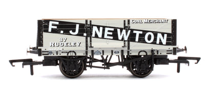 6 Plank Wagon 'FJ Newton' No.37