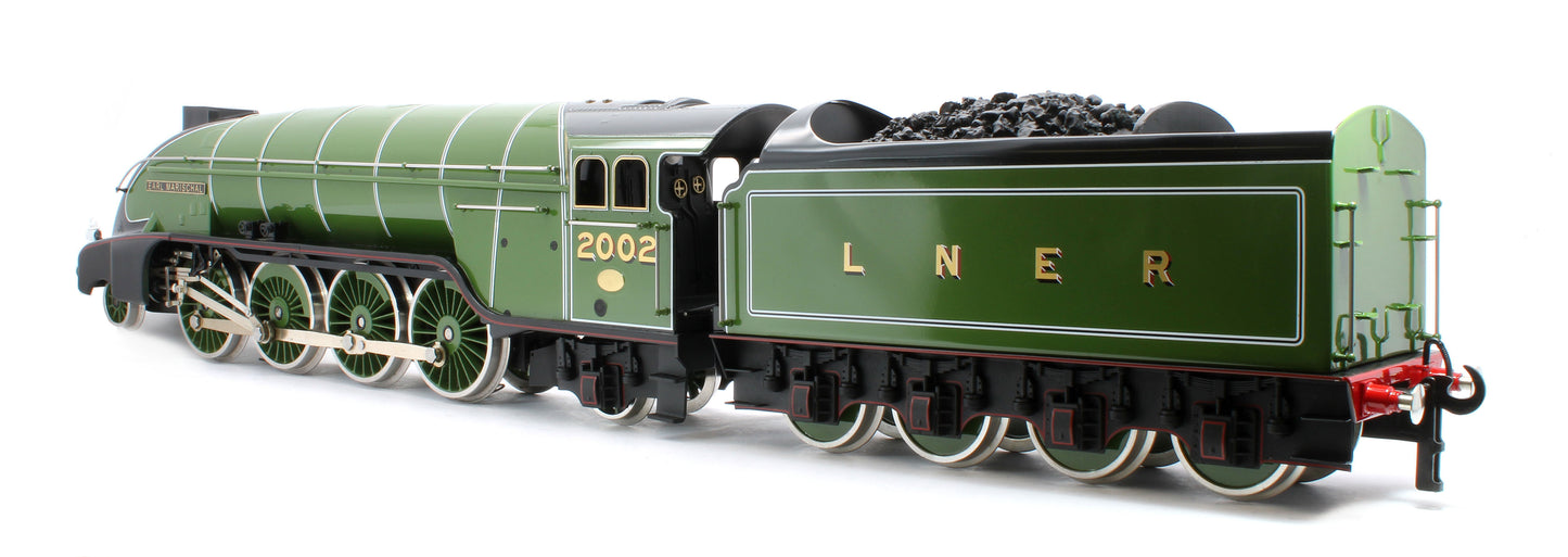 E/36-B1-EM P2 Class Streamlined "Earl Marischal" 2-8-2 LNER Lined Apple Green No. 2002 Steam Locomotive