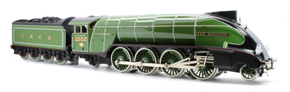 E/36-B1-EM P2 Class Streamlined "Earl Marischal" 2-8-2 LNER Lined Apple Green No. 2002 Steam Locomotive