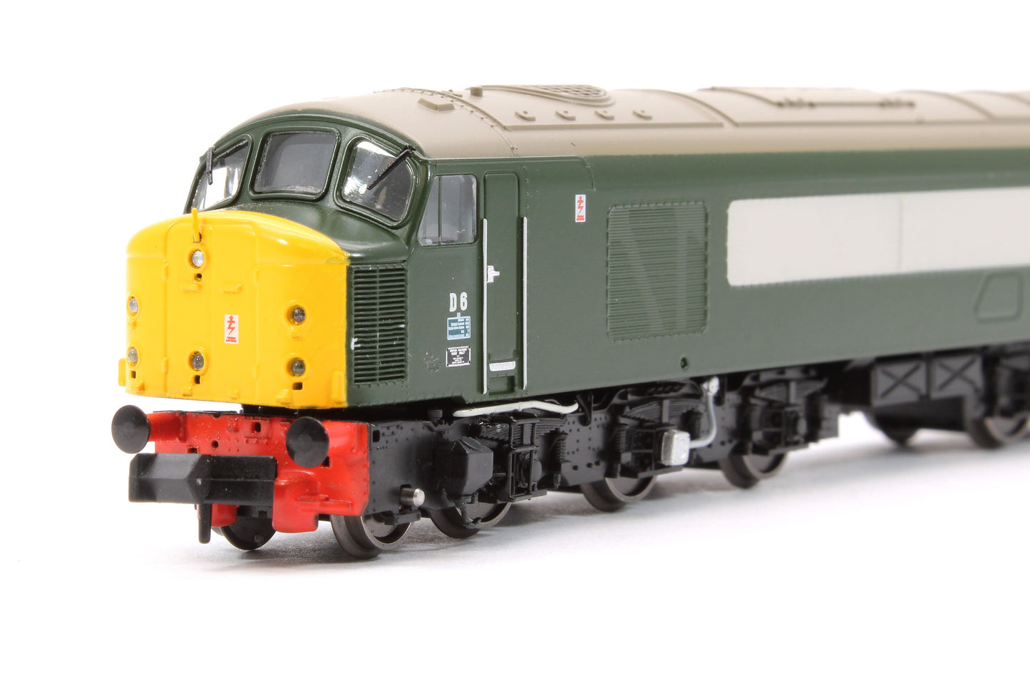 Pre-Owned Class 44 6/D6 "Whernside" BR Green Full Yellow Ends Diesel Locomotive (DCC Sound)