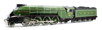 E/36-B1-WB P2 Class Streamlined "Wolf of Badenoch" 2-8-2 LNER Lined Apple Green No. 2006 Steam Locomotive