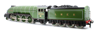 E/36-B1-WB P2 Class Streamlined "Wolf of Badenoch" 2-8-2 LNER Lined Apple Green No. 2006 Steam Locomotive
