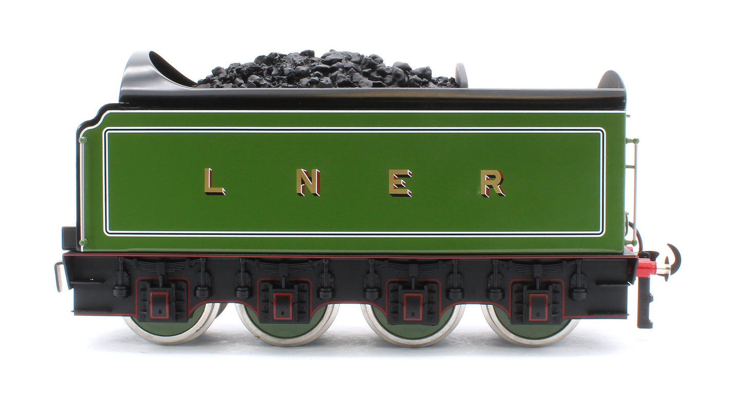 E/36-B1-WB P2 Class Streamlined "Wolf of Badenoch" 2-8-2 LNER Lined Apple Green No. 2006 Steam Locomotive