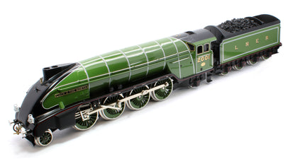 E/36-B1-CN P2 Class Streamlined "Cock O The North" 2-8-2 LNER Lined Apple Green No. 2001 Steam Locomotive