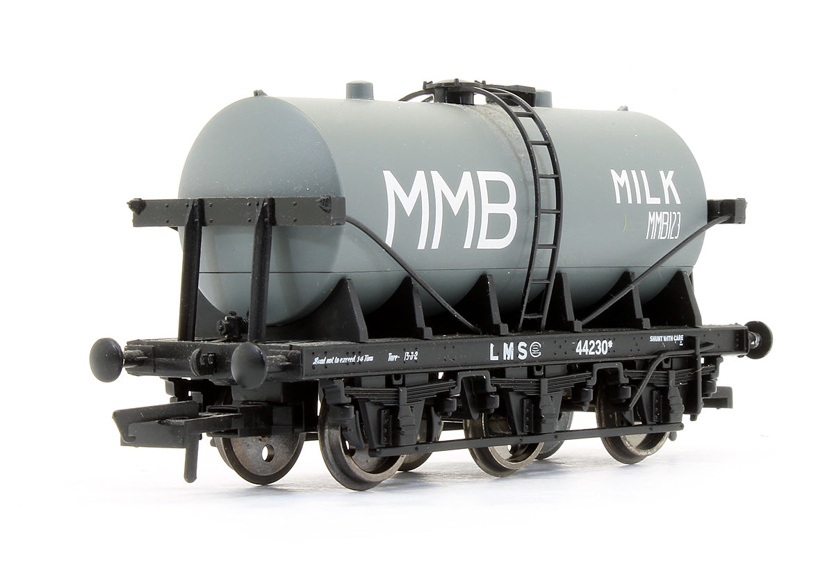 Pre-Owned 'Milk Marketing Board' 6 Wheel Tank Wagon