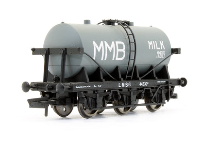Pre-Owned 'Milk Marketing Board' 6 Wheel Tank Wagon