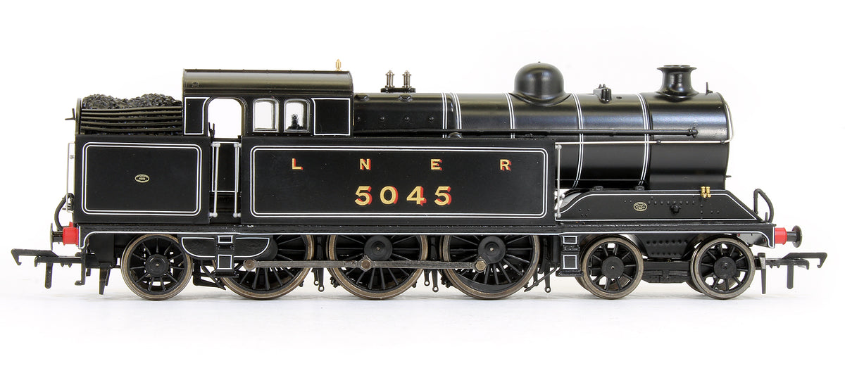 Pre-Owned Robinson A5 (GCR Class 9N) 4-6-2 Tank Locomotive LNER Black (Lined) No.5045
