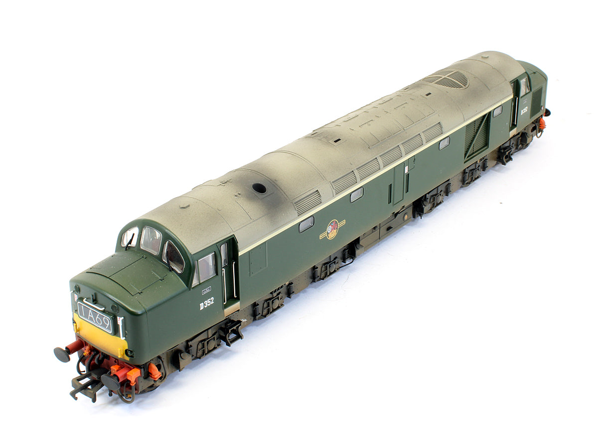 Pre-Owned Class 40 D352 BR Green Small Yellow Panel Diesel Locomotive - Renumbered & Custom Weathered