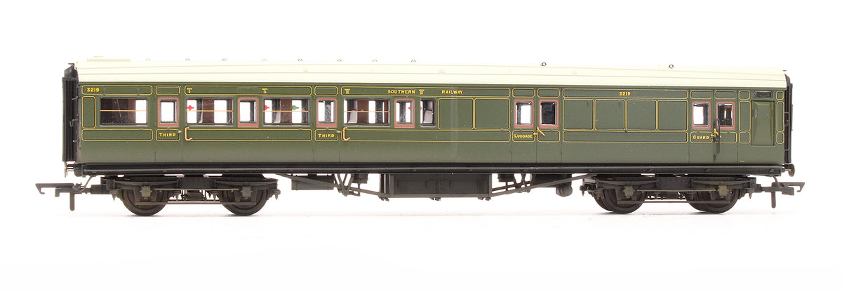 Pre-Owned SR Maunsell 4 Compartment Brake 3rd Class Coach '3219' - Custom Weathered