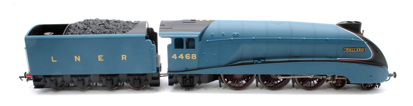 RailRoad A4 Class 4-6-2 4468 ‘Mallard’ LNER Garter Blue Steam Locomotive