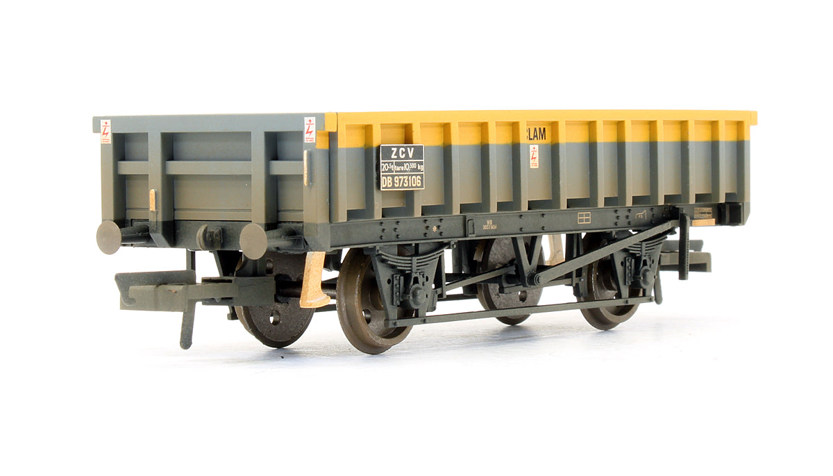 Pre-Owned Set Of 3 Departmental ZCV Wagons (CLAM) - Weathered