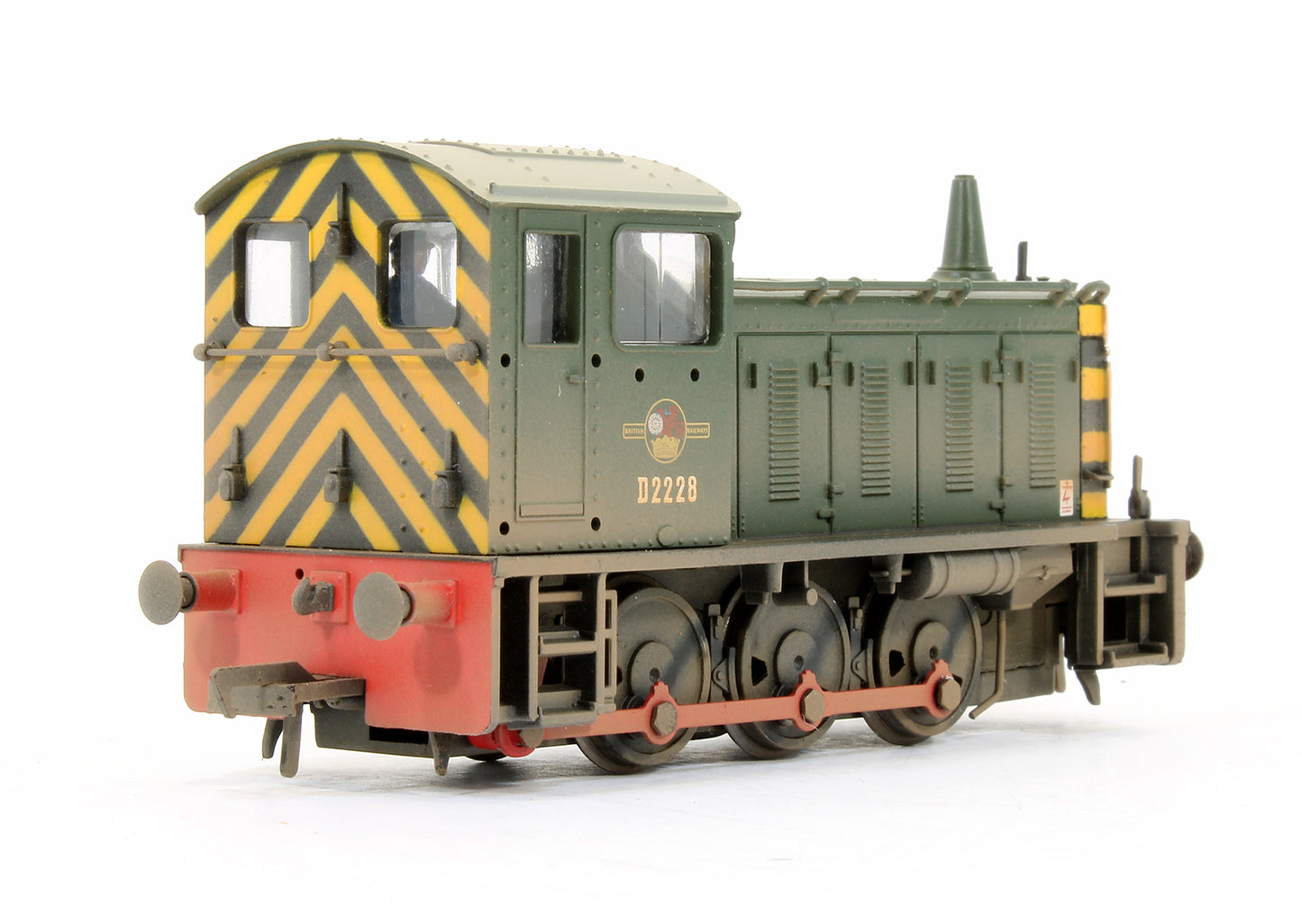 Pre-Owned Class 04 'D2228' BR Green Diesel Shunter Locomotive (Weathered)