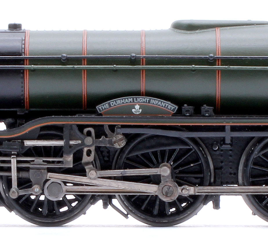 LNER V2 60964 'Durham Light Infantry' BR Lined Green (Late Crest) Steam Locomotive