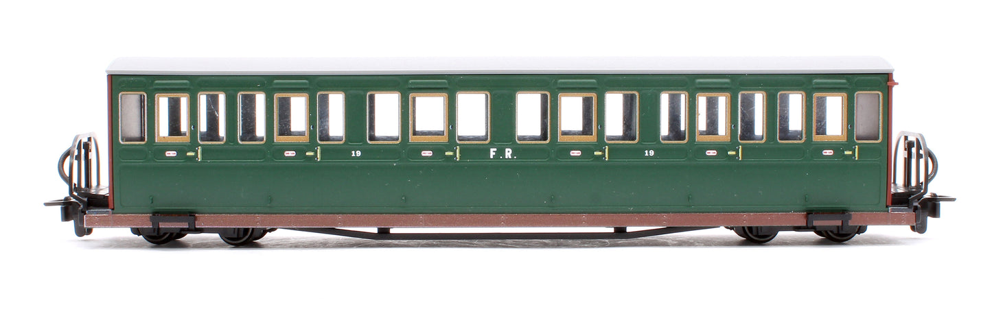 Ffestiniog Railway Long 'Bowsider' Bogie Coach, Colonel Stephens Green, No. 19