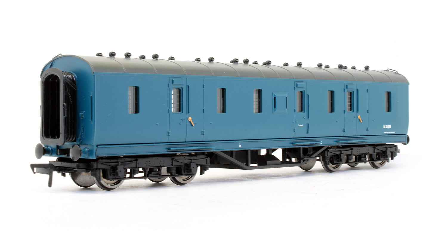Pre-Owned 34-328 50ft Parcels Van BR Blue 'M 31198'