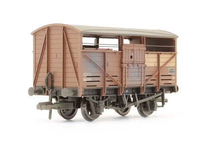 Pre-Owned Set Of 3 BR Bauxite 8 Ton Cattle Wagons - Weathered