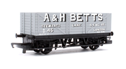 RailRoad A & H Betts Plank Open (PO) No. 45 Wagon