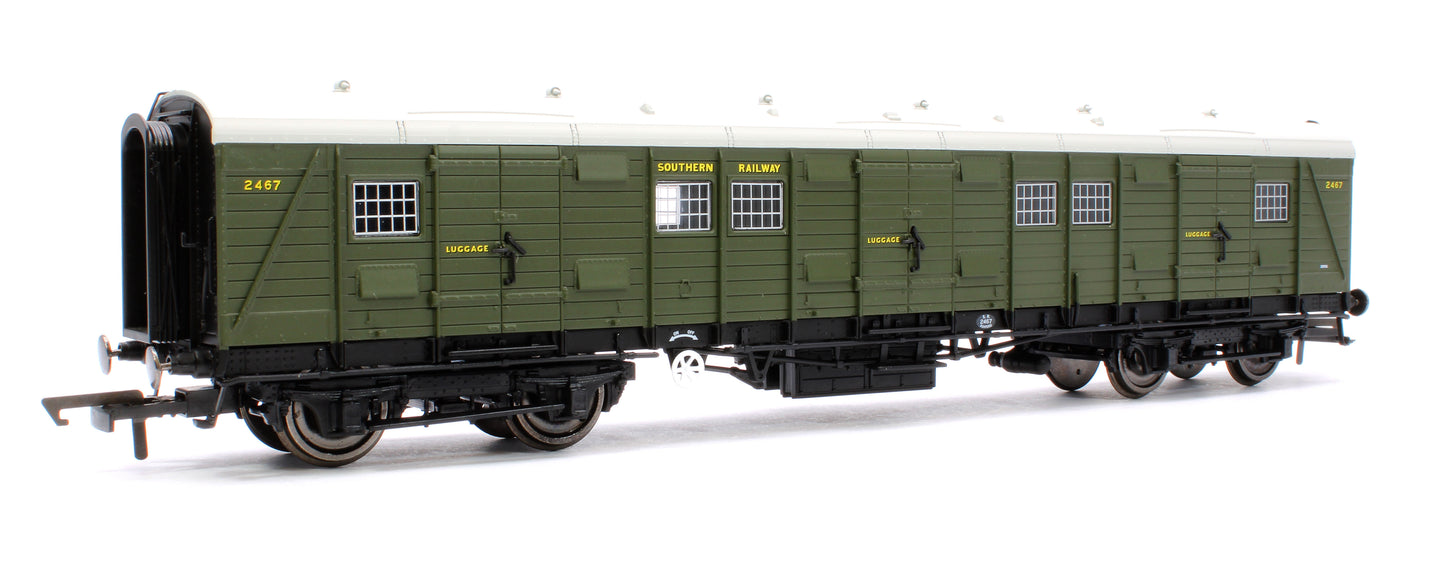 Luggage Van 2467 Southern Railway