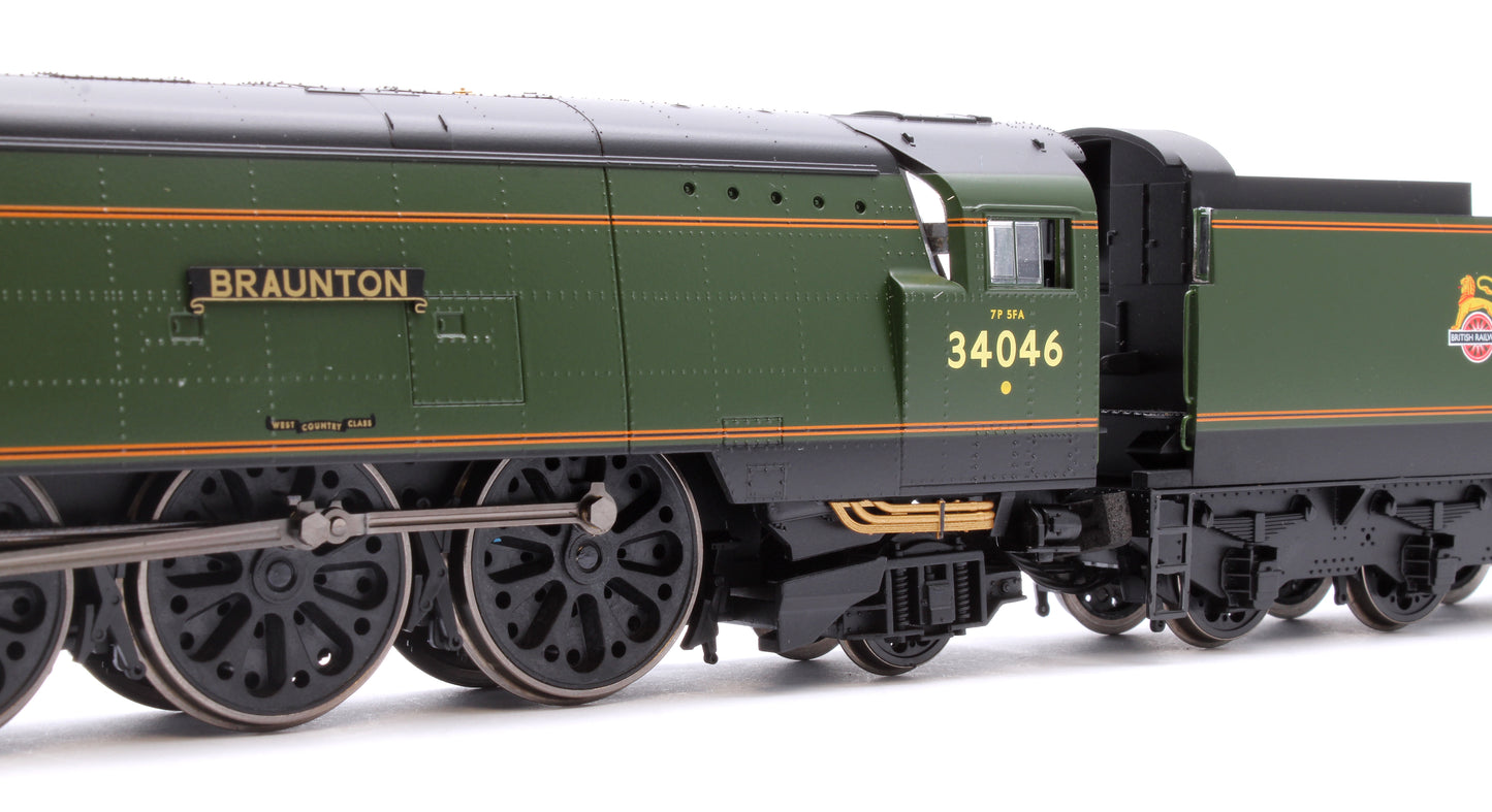 West Country Class 4-6-2 R30114 'Braunton' BR Green Early Emblem Steam Locomotive