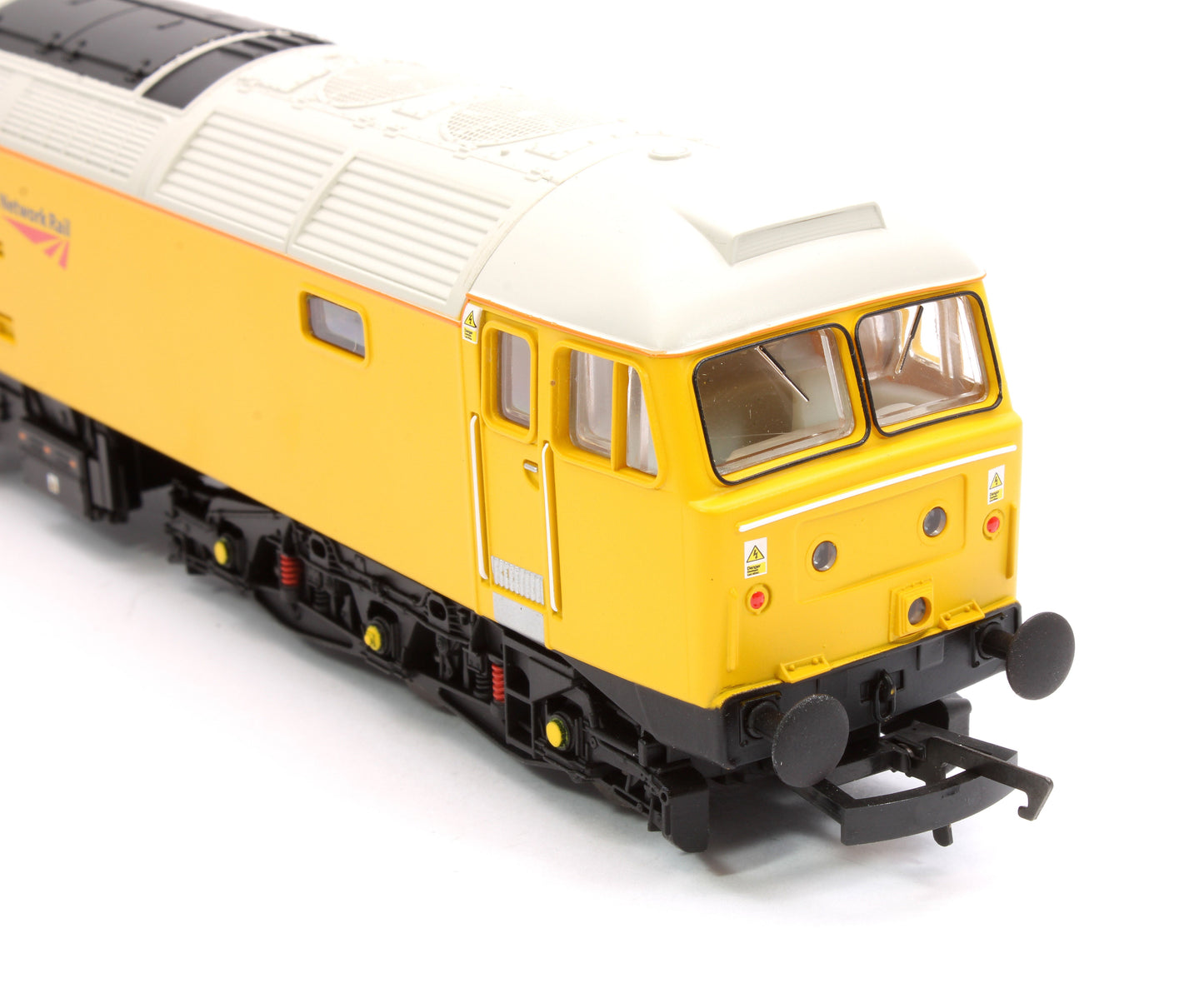 Pre-Owned R30043 RailRoad Class 57 Co-Co 57305 Network Rail Diesel Locomotive