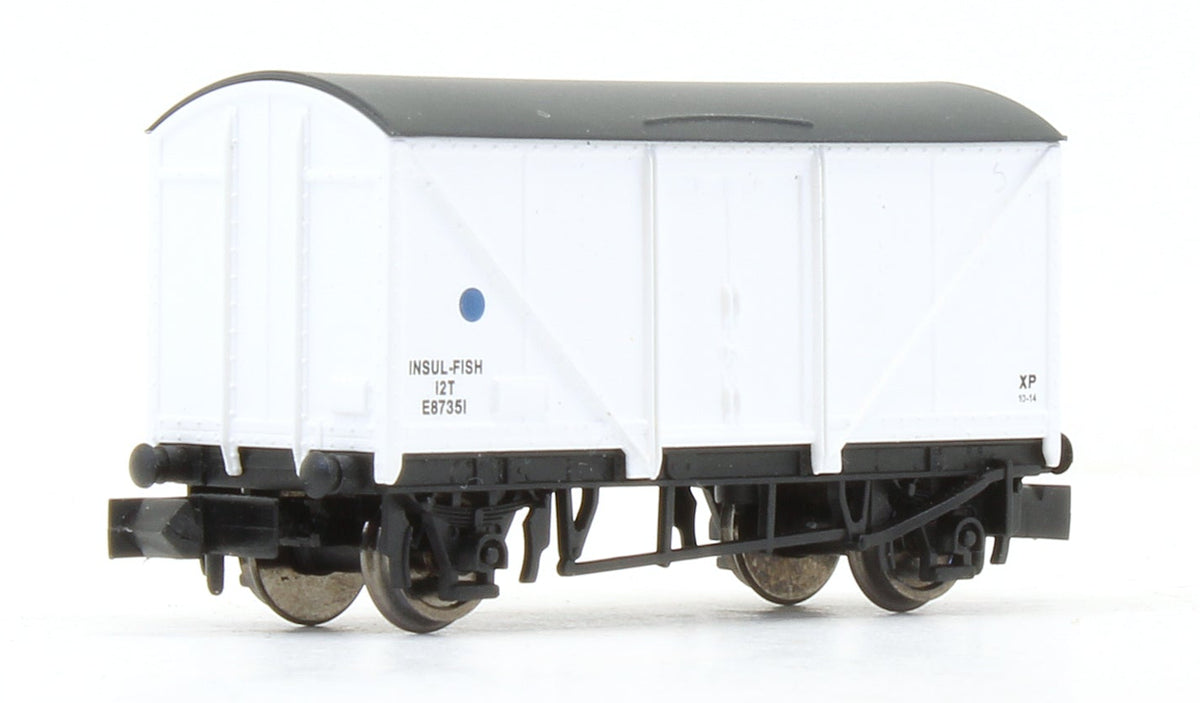 Pre-Owned Blue Spot Fish Van (white) #E87351