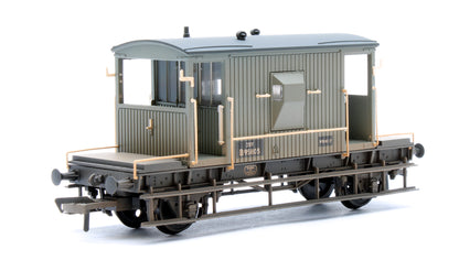 BR 20T Brake Van BR Grey (Early) B951105 - Weathered