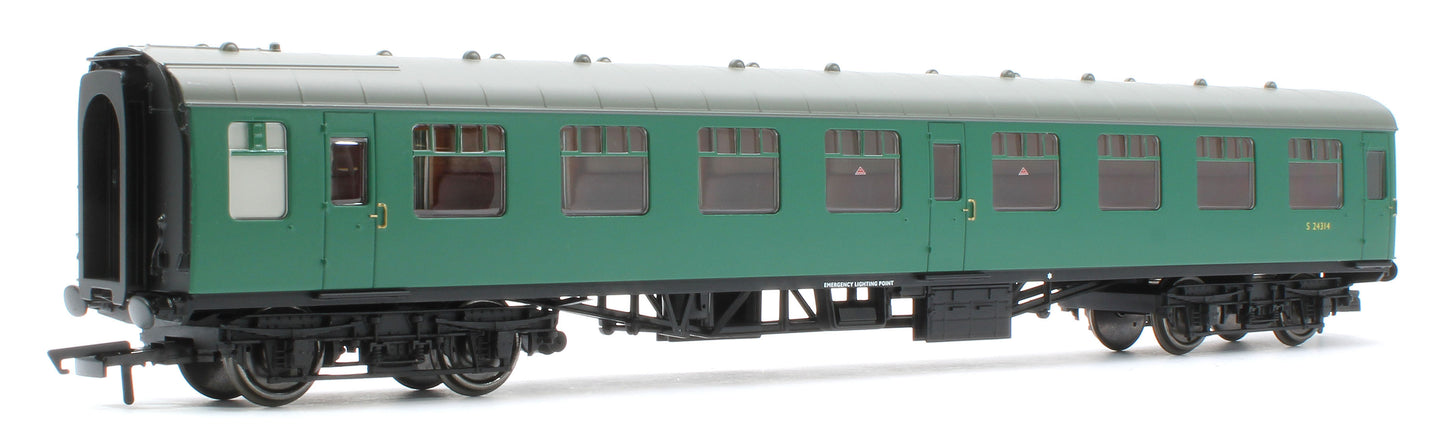 R40508 Mark 1 SK Second Corridor BR Green S24314