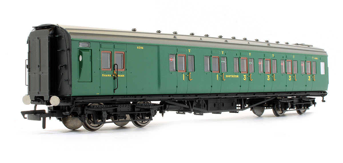 Pre-Owned SR Maunsell Brake Composite Coach '6596'
