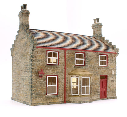 Pre-Owned Skaledale Station Building