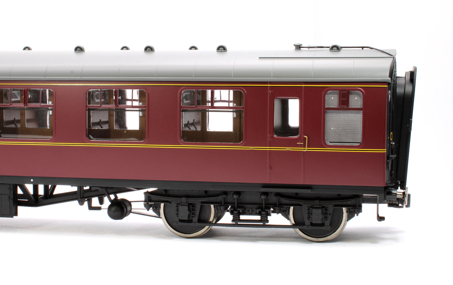 BR Mk1 Maroon SK Unnumbered with Window Beading - DCC Fitted