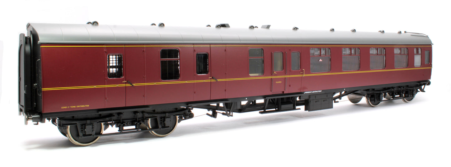 BR Mk1 Maroon BSK Unnumbered with Window Beading - DCC Fitted