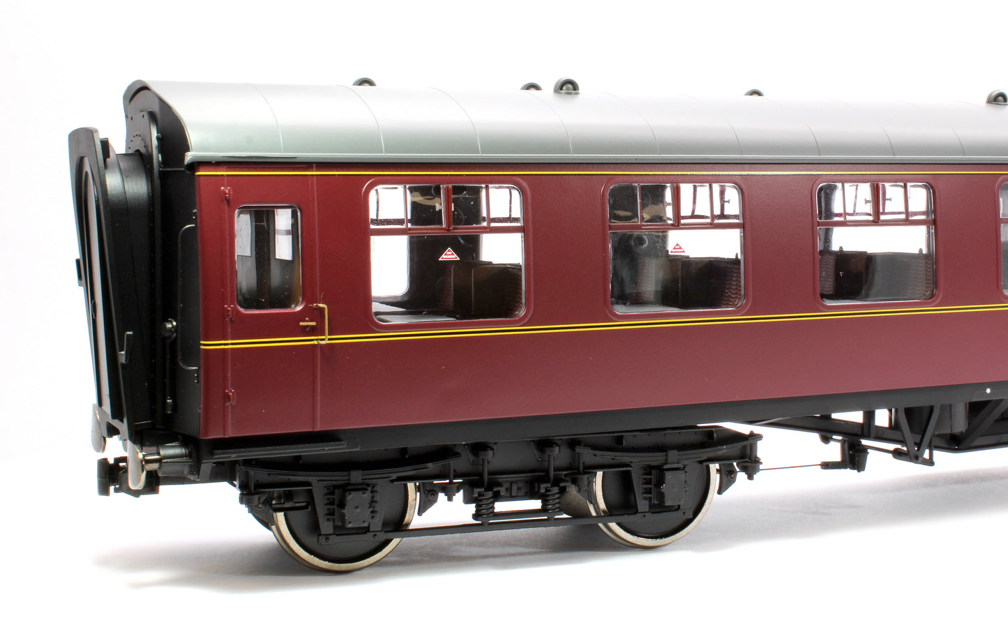 BR Mk1 Maroon SO M3967 with Window Beading - DCC Fitted