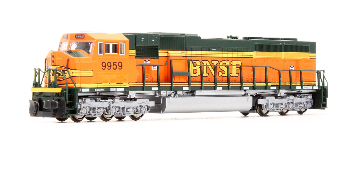 176-6402 Pre-Owned SD70MAC Diesel Locomotive BNSF - Road #9959