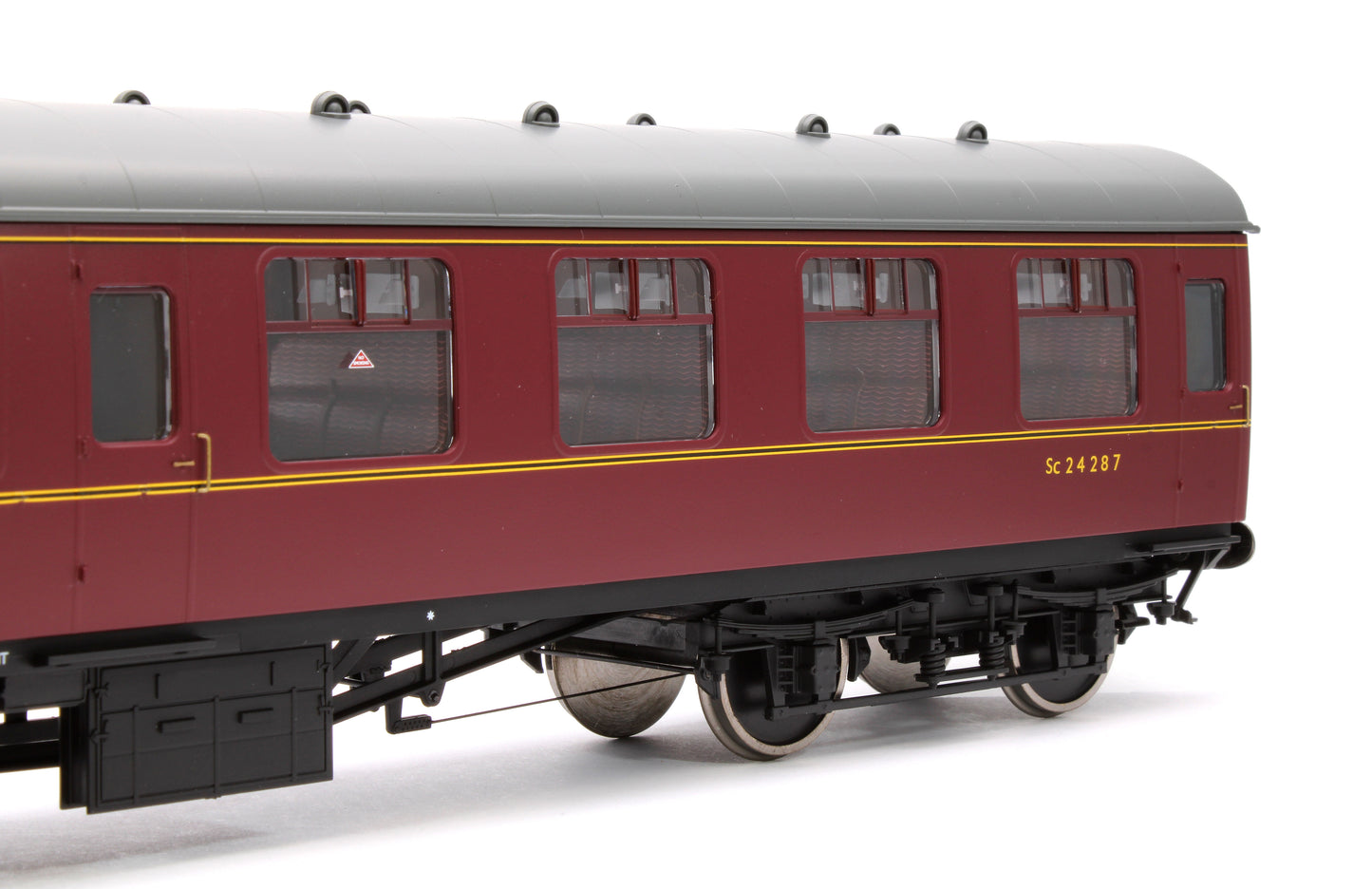 BR Mk1 Maroon SK Sc24287 with Window Beading