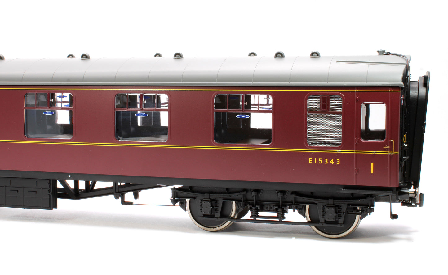 BR Mk1 Maroon CK E15343 with Window Beading - DCC Fitted