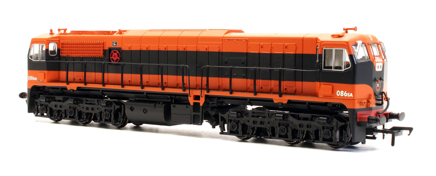 Pre-Owned MM0086 Irish Rail Class 071 CIE Supertrain 086 Diesel Locomotive