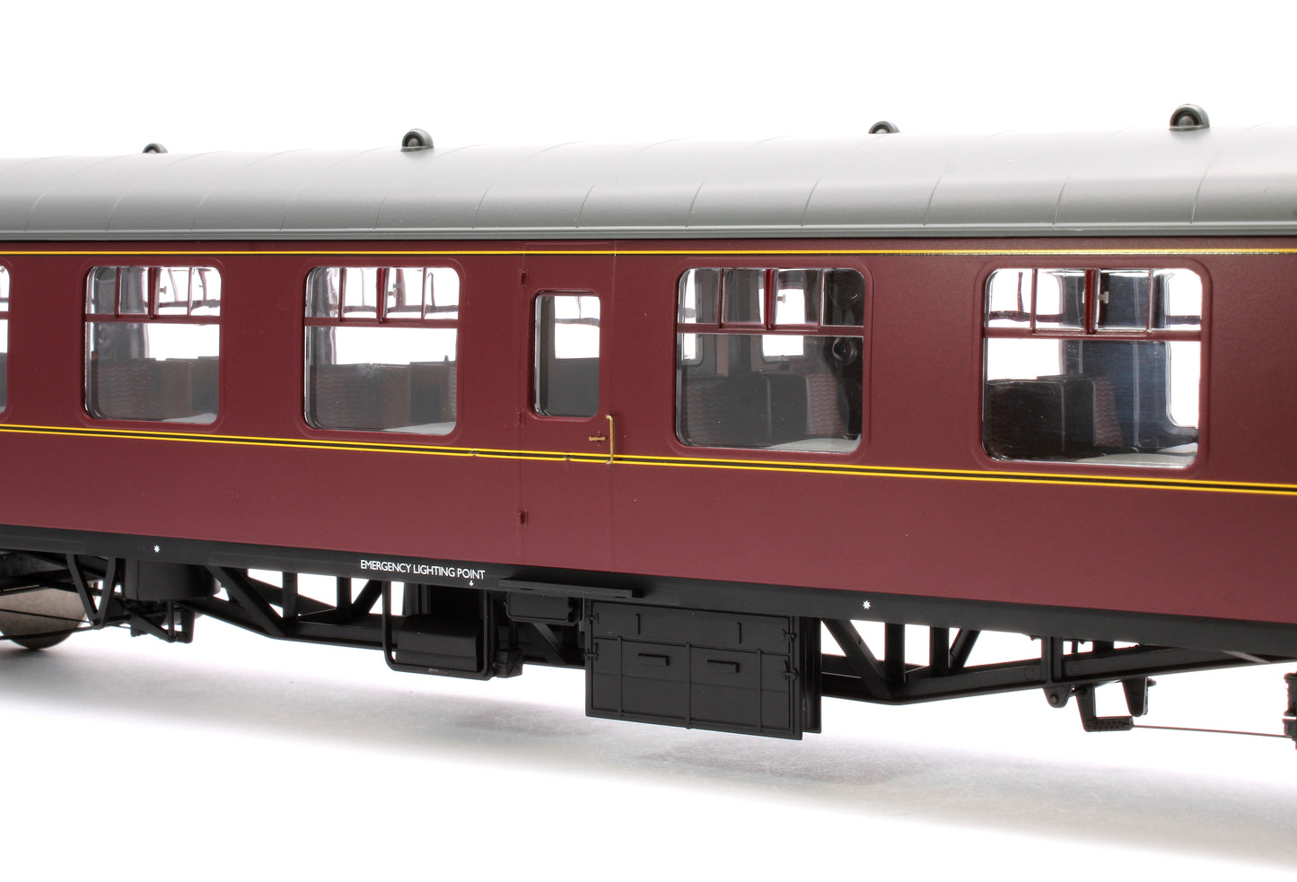 BR Mk1 Maroon SO SC4245 with Window Beading