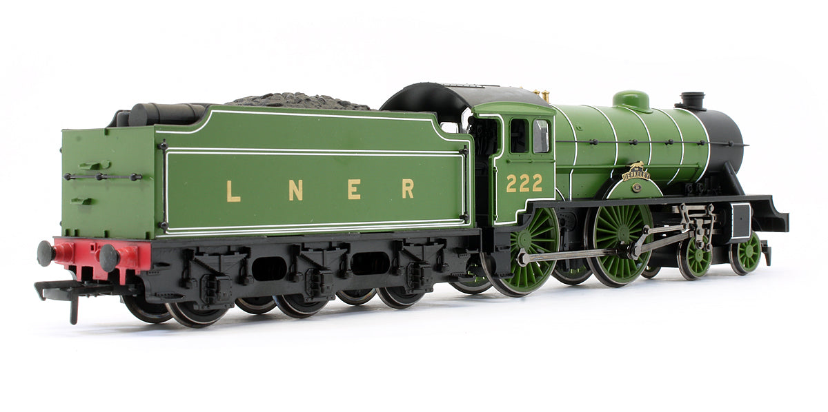 Pre-Owned R3062 RailRoad LNER 4-4-0 Hunt '222' Steam Locomotive