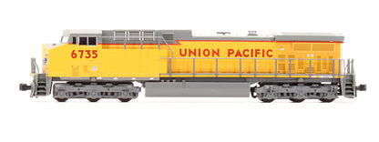 176-7038 Pre-Owned GE AC4400CW Diesel Locomotive Union Pacific - Road #6735