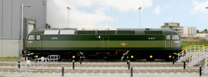 35-410ASFX Class 47/0 D1922 BR Two-Tone Green (Small Yellow Panels) Diesel Locomotive - DCC Sound Deluxe