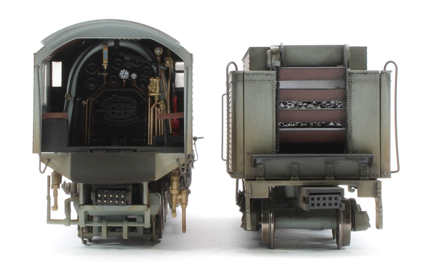 Bespoke Weathered 926004 USATC S160 2-8-0 SR Wartime Light Grey with Transportation Corps U.S.A on Tender No.2356 Steam Locomotive - Deluxe Weathered