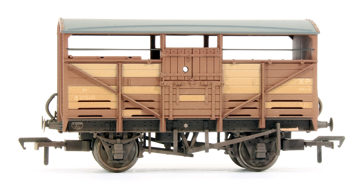 Pre-Owned Set Of 3 - 8 Ton Cattle Wagons BR Bauxite Early (Weathered)