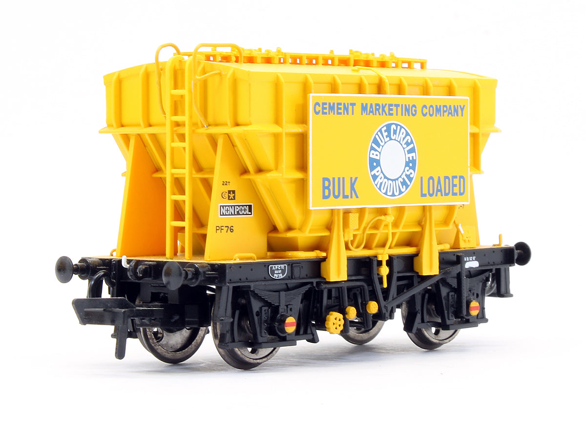 Pre-Owned 38-286 Set Of 3 Presflo 22T Cement Wagons Blue Circle Cement