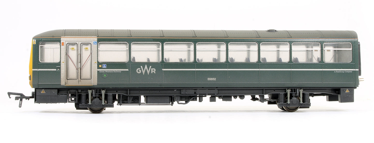 Pre-Owned Class 143 2-Car DMU 143611 GWR Green (FirstGroup) - Weathered